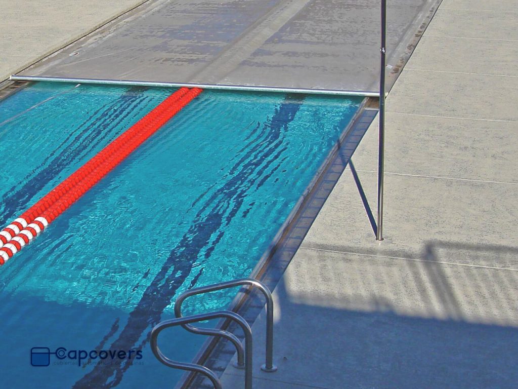 ¿Qué color elegir para la cubierta de tu piscina?