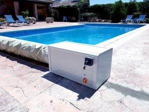 Cubierta de piscina automática BenchMount Toptrack